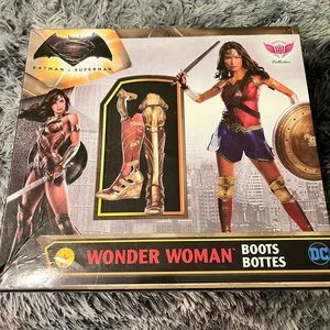 New in Box Wonder Woman Boots and Leg Armor